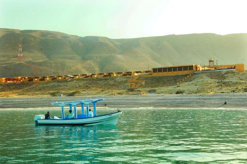 Hotel Wadi Shab Resort