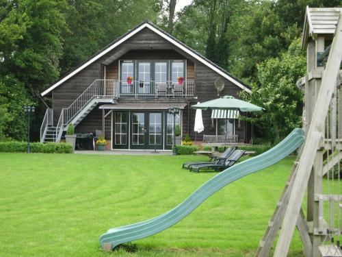 Luxury Holiday Home With Jacuzzi In Noordbeemster