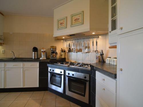Luxury Holiday Home With Jacuzzi In Noordbeemster