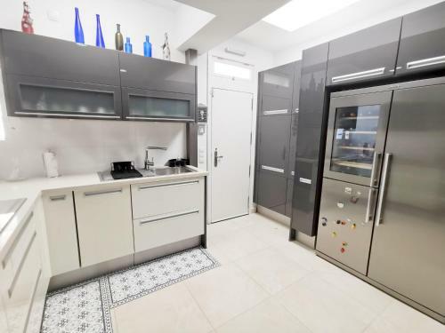 Lovely Detached Bungalow By Pride Holiday Rentals