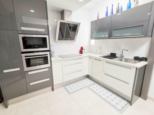 Lovely Detached Bungalow By Pride Holiday Rentals