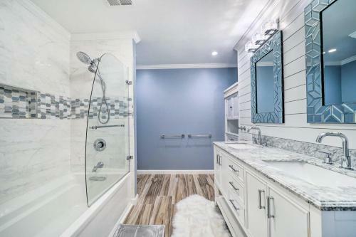 Modern Wilmington Getaway About 6 Mi To Beaches!