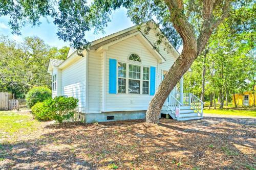 Just Beachy Island Cottage About 1 Mi To Ocean!