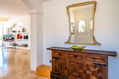 Sch�ne Villa Am Meer In Sant Elm - 3001