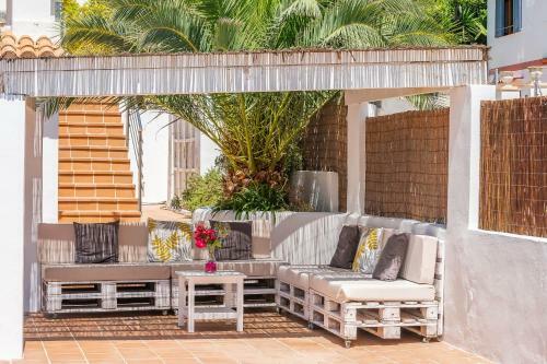 Sch�ne Villa Am Meer In Sant Elm - 3001