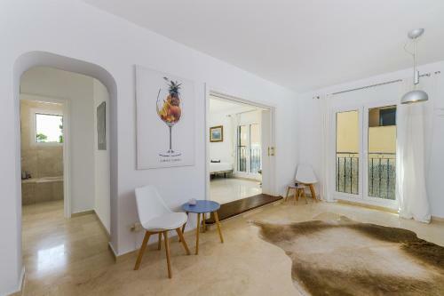 Sch�ne Villa Am Meer In Sant Elm - 3001