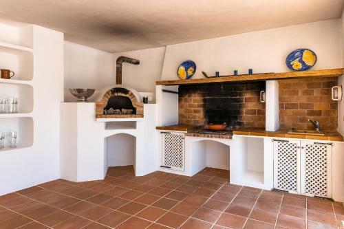 Sch�ne Villa Am Meer In Sant Elm - 3001