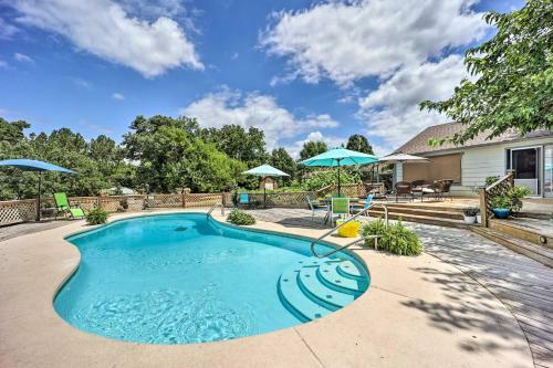 Grand Lake Getaway With Resort-like Amenities!