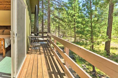 Forest Haven With Hot Tub - 1 Mi To Village!