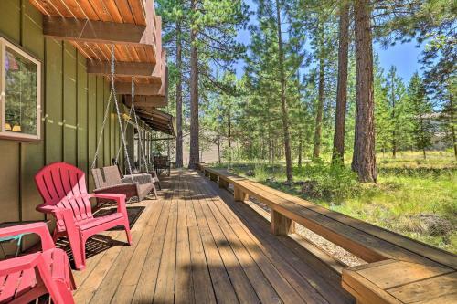 Forest Haven With Hot Tub - 1 Mi To Village!