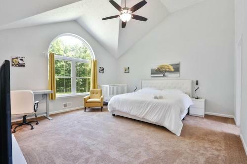 Warm 4 Bedroom House With Large Outdoor Space
