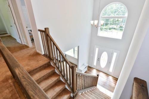 Warm 4 Bedroom House With Large Outdoor Space