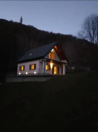 Casetta Nel Bosco, Meravigliosa Vista Lago