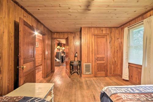 Reelfoot Retreat With Fire Pit - Walk To Lake!