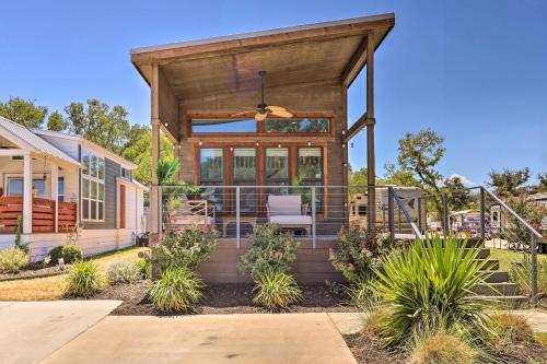 Upscale Tiny Home - Boho-chic Austin Getaway!