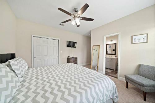 Central & Stylish Home With Games 8 Mins To Downtown