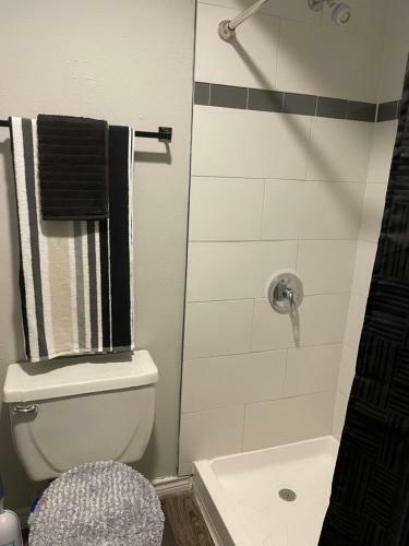 Apartamento Chateaux Dijon In Midtown Houston With 2 Queen Size