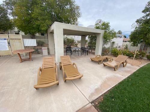 Amira Resort 30 - Quiet Luxury Stay - Sleeps 4