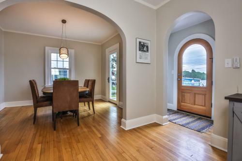The Catalog Cottage