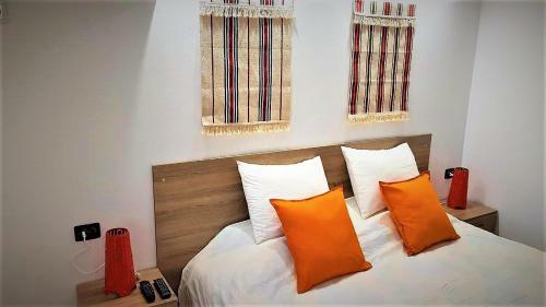 Hostal Arts Guest House -beautiful Villa For 6 Persons
