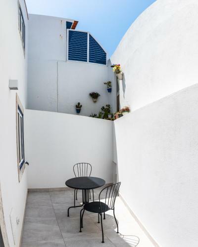 Parati Apartments