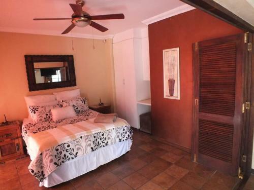 Hostal Sunrise River Lodge