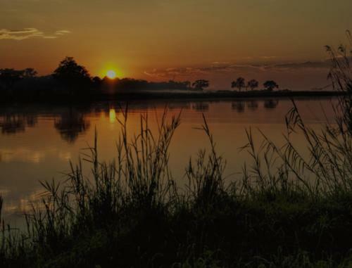 Hostal Sunrise River Lodge