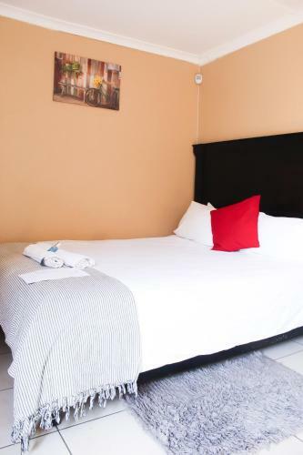 Hostal Dumelang Executive Lodge - Midrand, Free Wifi And Parking