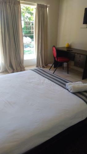 Hostal Dumelang Executive Lodge - Midrand, Free Wifi And Parking