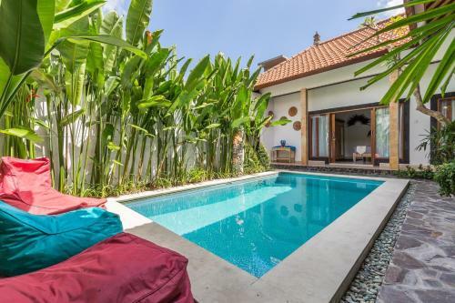 Villa June
