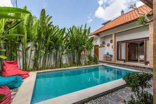 Villa June