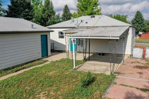 Denver Remodeled Upper Unit With 2 King Beds