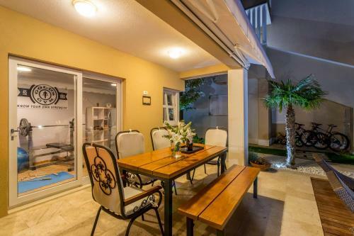 Villa Fox Exclusive