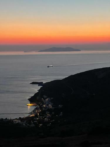 Amedi Villas Tinos