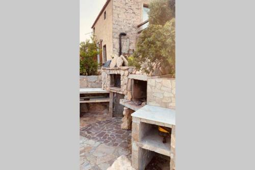 La Casa Del Capomastro ,cava Francese, La Maddalena
