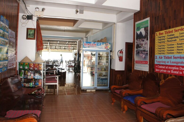 Hostal Domon Guesthouse