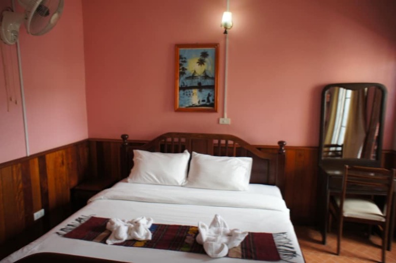 Hostal Domon Guesthouse