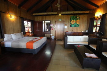 Hotel Uprising Beach Resort