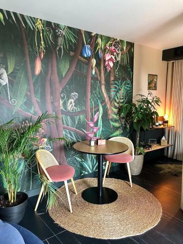Hostal Maison Florence Ivakno