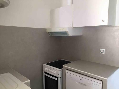 Cabanon Sur L Eau