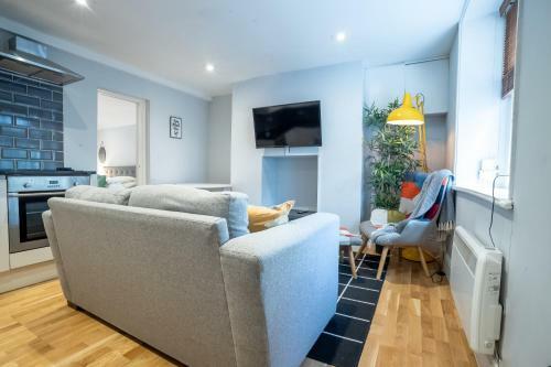 Apartamento Cosy, Central Flat For Up To 4 With Park View