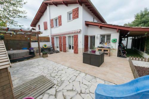 Hermosa Casa Con Terraza Y Jacuzzi En Hendaya