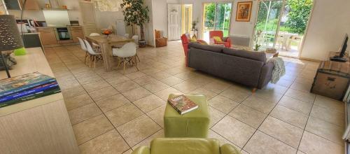 Groomi -la Tranquille Spacieuse Villa � Montpellier !