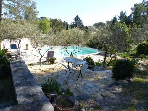 Hostal La Pause Nimoise