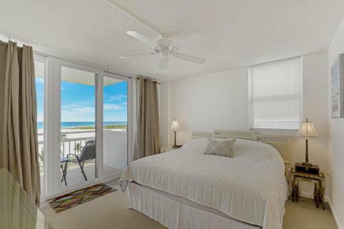 Tradewinds 817