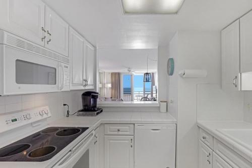 Tradewinds 817