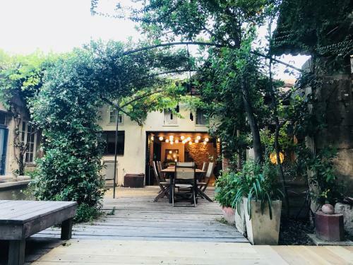Hostal M&s - Bed And Breakfast