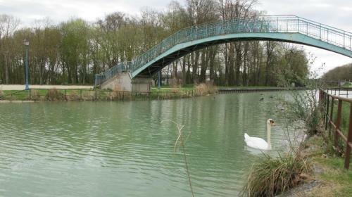 Hostal Les Collinades De Chalons