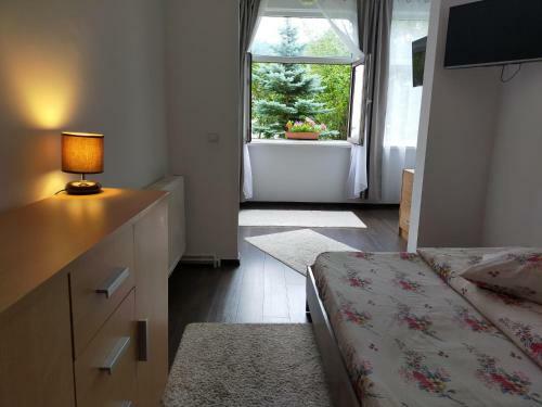 Hostal Casa Cu Flori