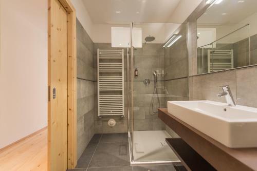Hotel Dolomitenhof & Chalet Alte Post